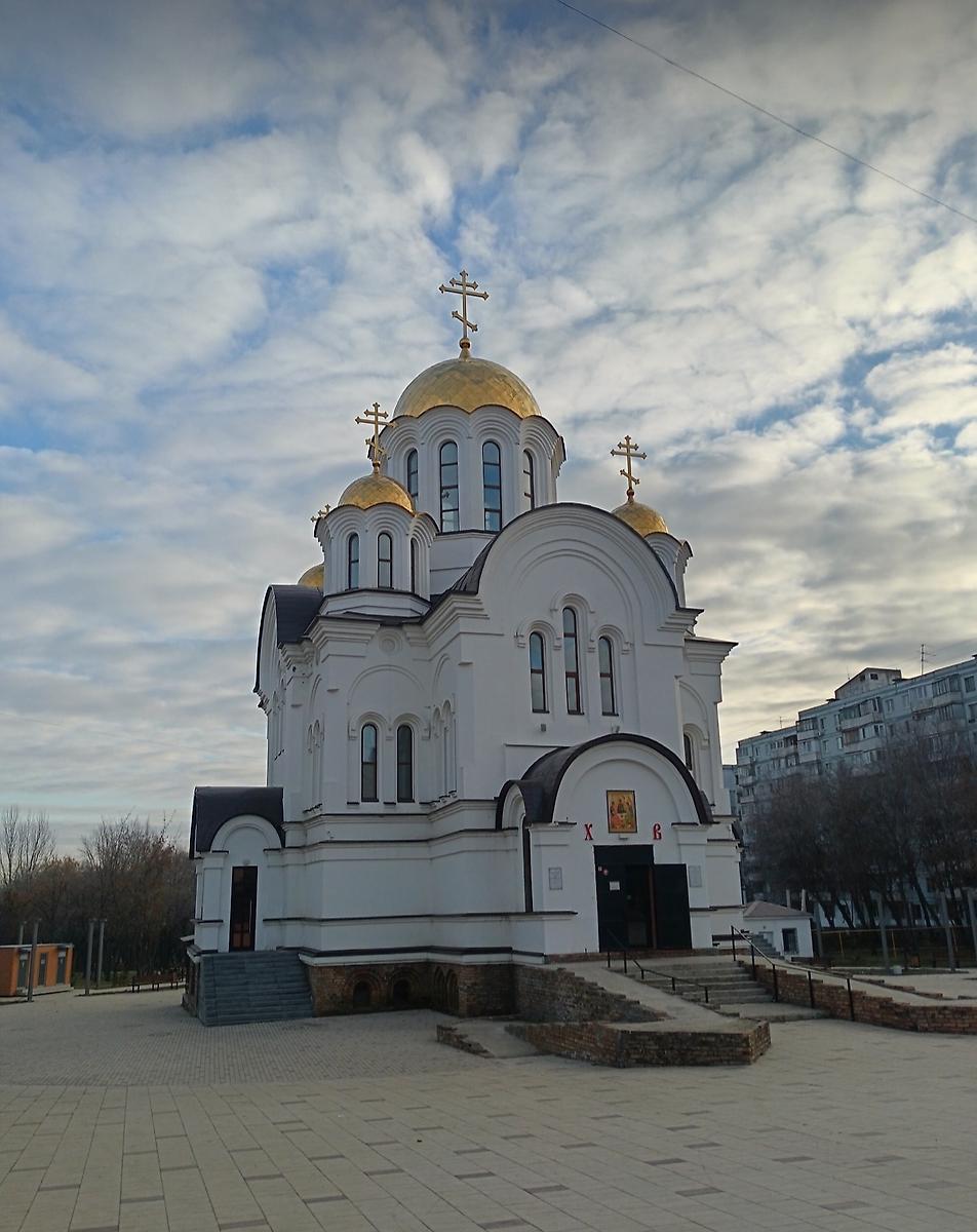 фасады. Церковь Троицы Живоначальной на Воронежских озёрах (новая), Самара (Самара, город, Самарская область)