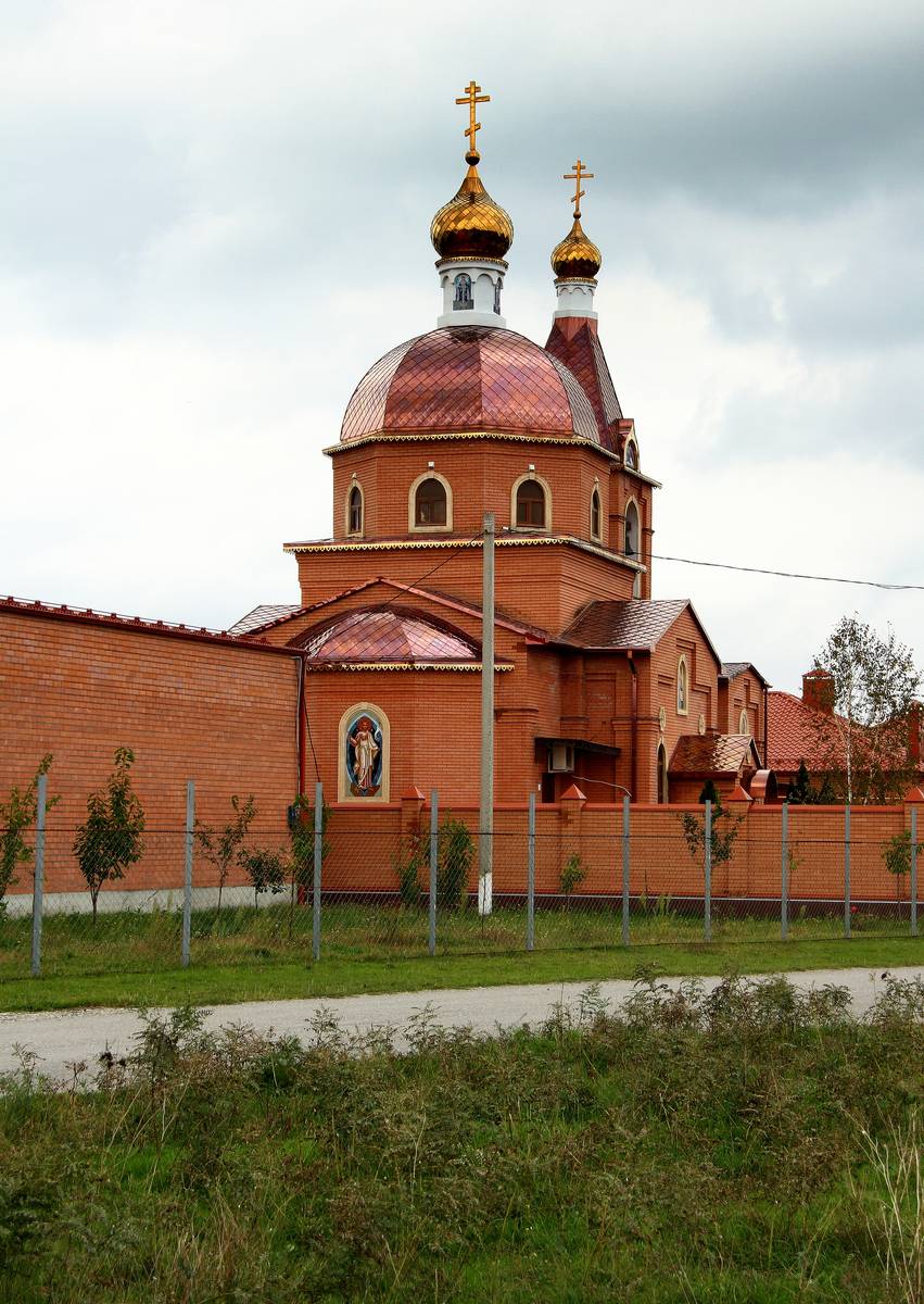 Церковь Варвары великомученицы, Шелковская (Шелковской район, Республика Чечня). фасады