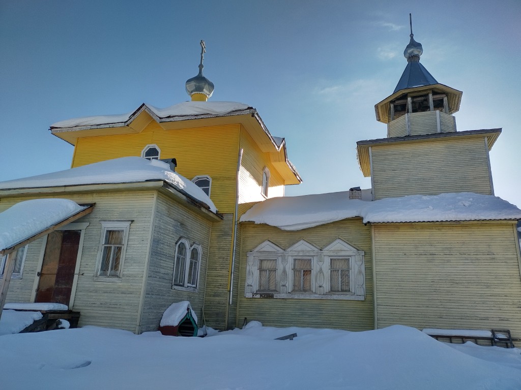 Согра. Церковь Спаса Преображения. фасады