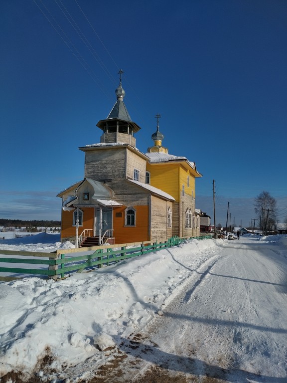 Согра. Церковь Спаса Преображения. фасады