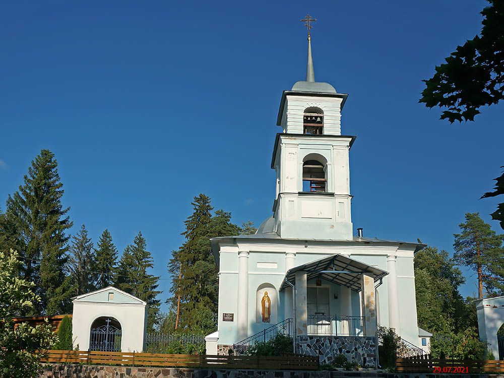 Церковь Тихвинской иконы Божией Матери, Любони (Боровичский район, Новгородская область). фасады