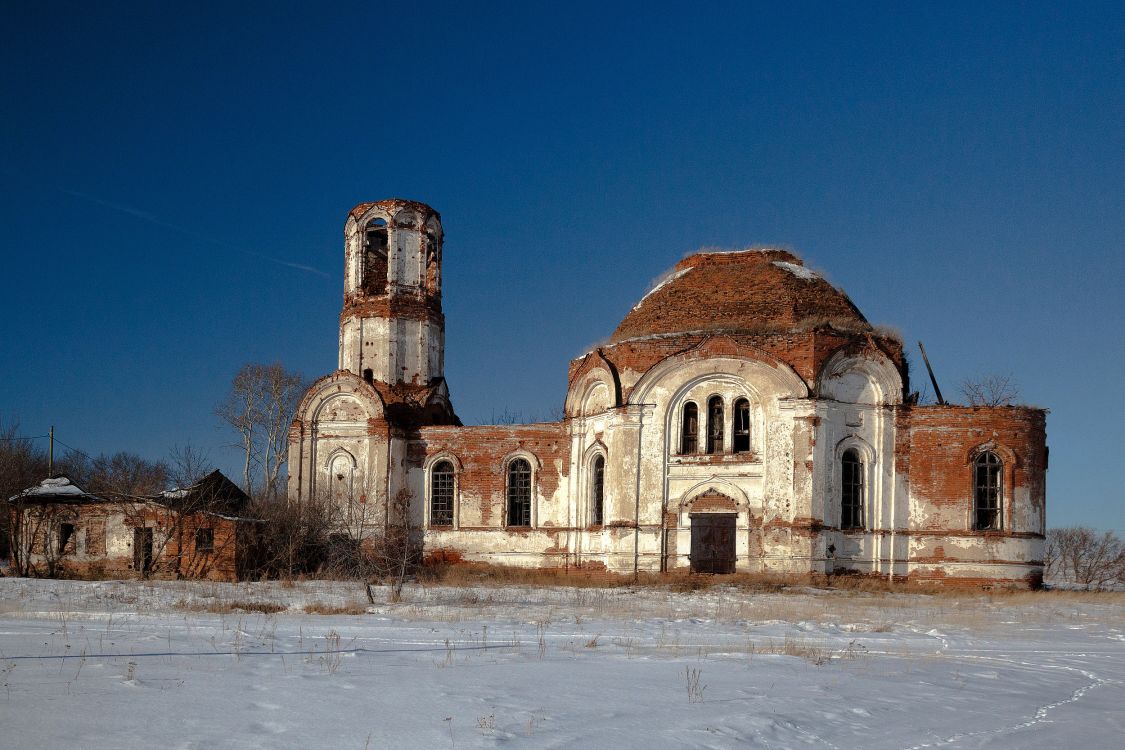 Церковь Параскевы Пятницы, Красноярское (Щучанский район, Курганская область). общий вид в ландшафте