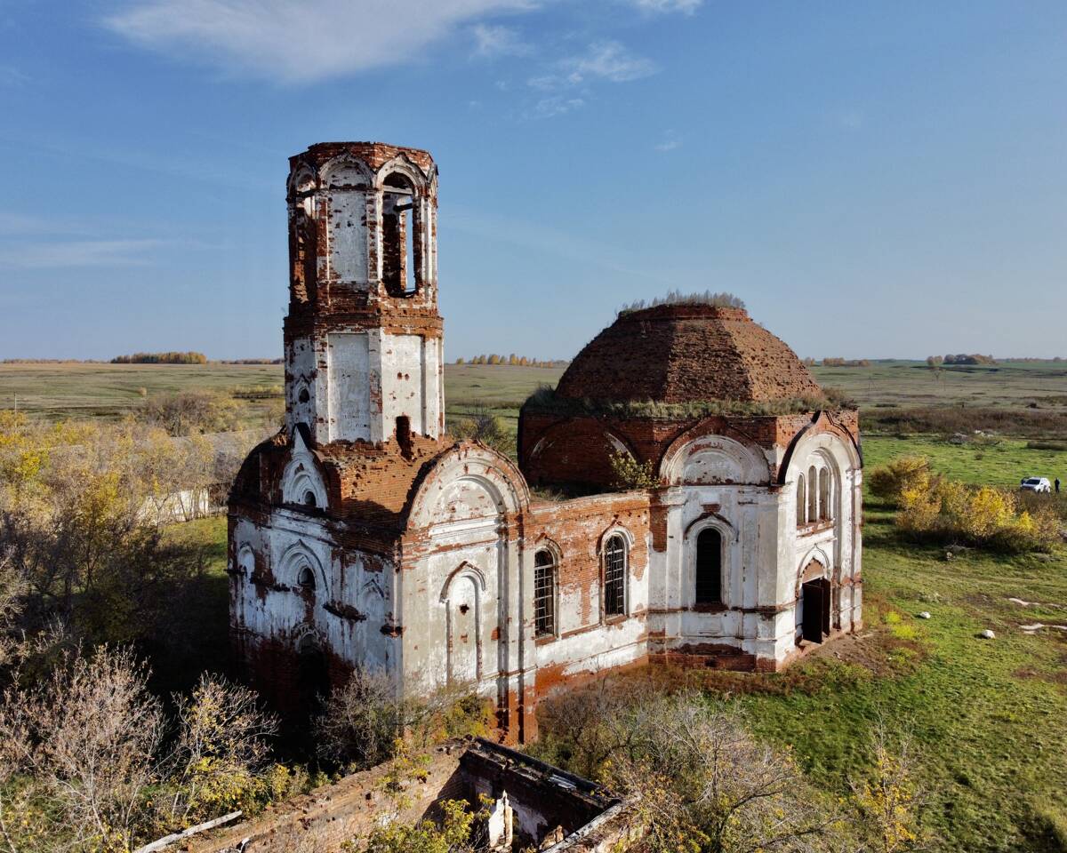 Церковь Параскевы Пятницы, Красноярское (Щучанский район, Курганская область). фасады, Вид с ЮЗ