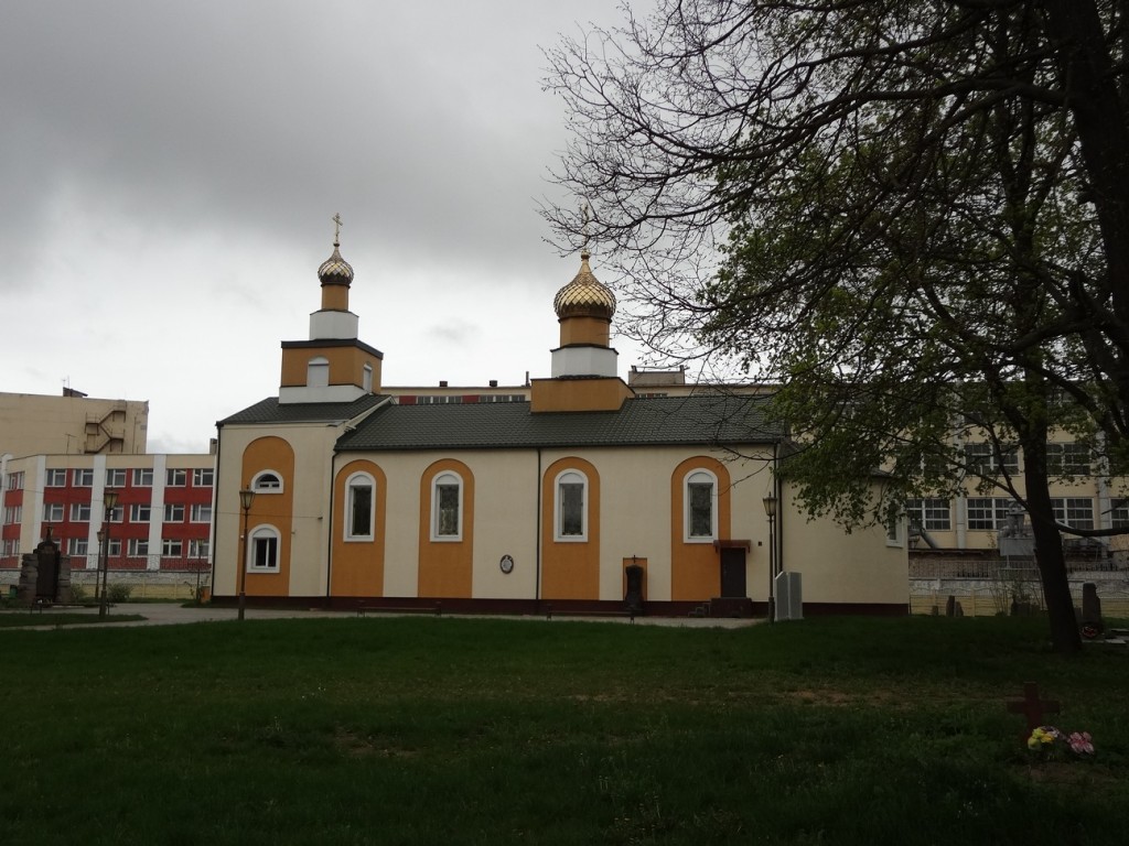 Церковь Георгия Победоносца, Лида (Лидский район, Беларусь, Гродненская область). общий вид в ландшафте