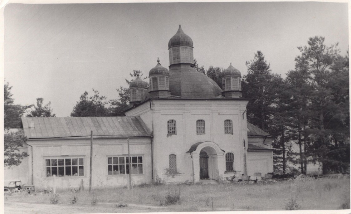 Судромский погост. Церковь Илии Пророка. архивная фотография, Фото середина 1970-х гг.  Государственное бюджетное учреждение культуры Архангельской области 