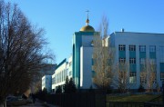 Домовая церковь иконы Божией Матери "Утоли моя печали" при Приволжском государственном университете путей сообщения, Общий вид церкви и главного корпуса университета от перекрестка улиц Свободы и XXII Партсъезда<br>, Самара, Самара, город, Самарская область
