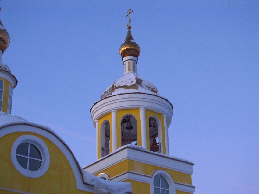 Церковь Воздвижения Креста Господня (новая), Мурыгино (Юрьянский район, Кировская область). архитектурные детали, Колокольня церкви, 2014 г