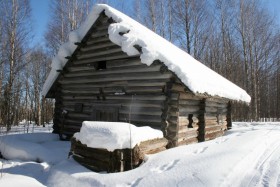 Гольяницы, урочище. Часовня Преображения Господня