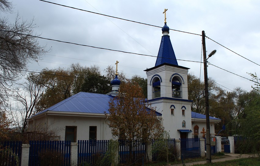 Самара. Церковь Царственных страстотерпцев в Чувашах. фасады