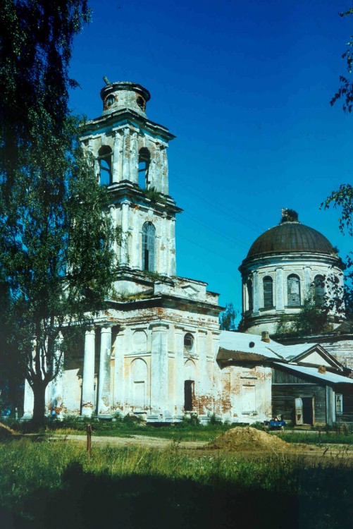 Залазино. Церковь иконы Божией Матери 