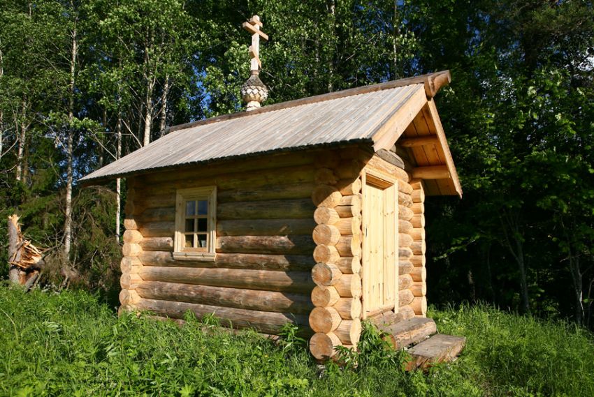 Часовня Космы и Дамиана, Чёлма, урочище (Плесецкий район, Архангельская область). фасады