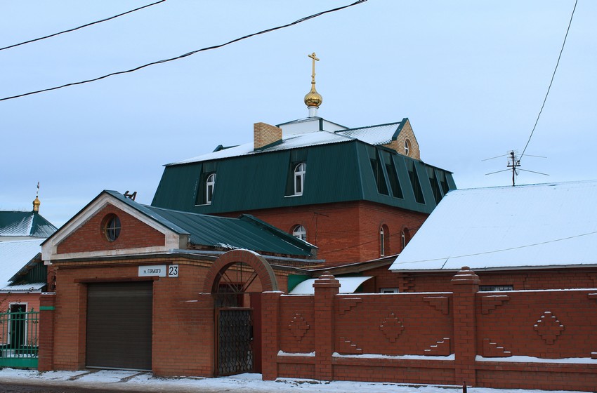 Церковь Серафима Саровского на Нижней площади, Новокуйбышевск (Новокуйбышевск, город, Самарская область). дополнительная информация, Дом причта на прихрамовой территории