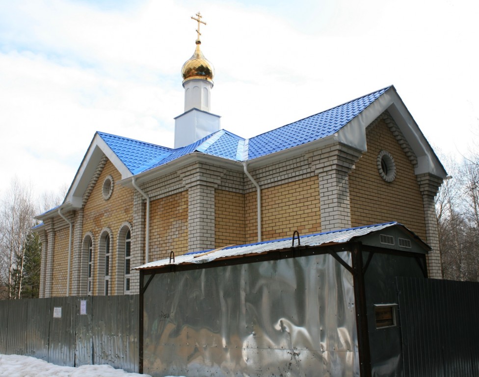 Сыктывкар. Часовня Успения Пресвятой Богородицы. фасады