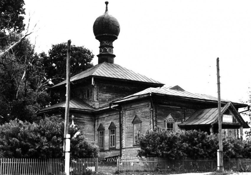 Чекан. Церковь Николая Чудотворца. архивная фотография, С сайта: http://rodnaya-vyatka.ru/places/91376