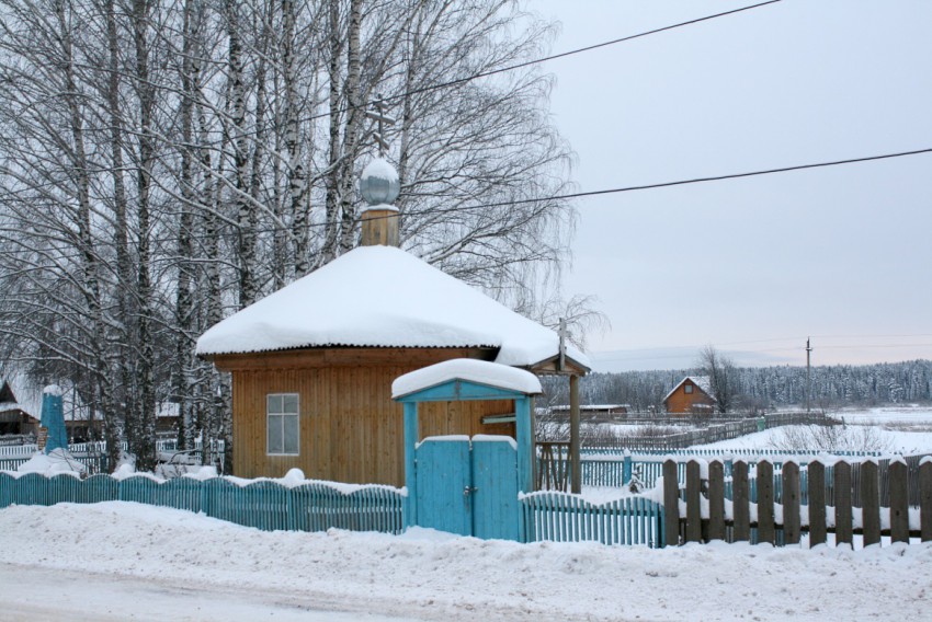 Неизвестная часовня, Кривец (Ильинский район, Пермский край). общий вид в ландшафте