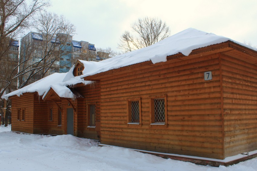 Церковь Иоанна Воина, 116 километра, посёлок (Самара, город, Самарская область). дополнительная информация, Дом причта на прихрамовой территории
