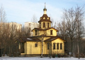 Москва. Церковь Владимира равноапостольного в Отрадном