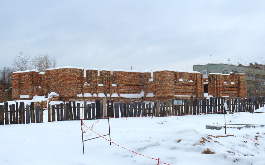 Церковь Пантелеимона Целителя (старая), Сухая Самарка (Самара, город, Самарская область). документальные фотографии, Новое строящееся здание церкви
