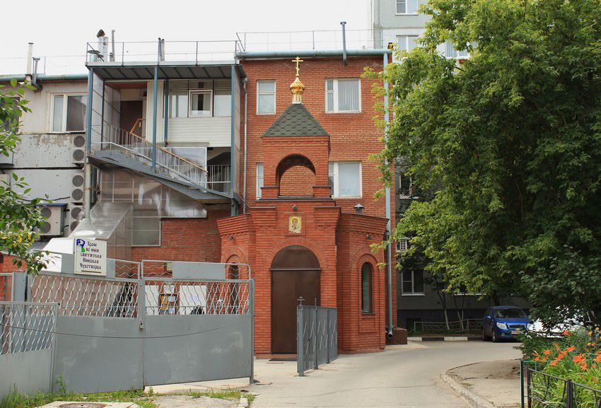 Церковь Николая Чудотворца, Тольятти (Тольятти, город, Самарская область). общий вид в ландшафте
