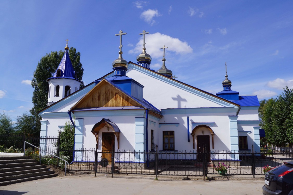 Церковь Покрова Пресвятой Богородицы, Мирный (Красноярский район, Самарская область). общий вид в ландшафте