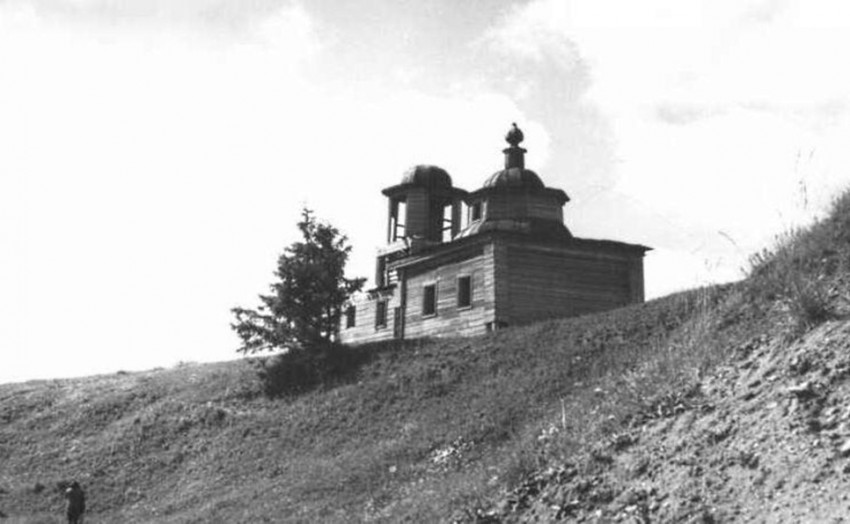 Часовня Петра и Павла (Покрова Пресвятой Богородицы), Арабач (Усть-Вымский район, Республика Коми). архивная фотография, Фото из паспорта ОКН  http://kulturnoe-nasledie.ru/monuments.php?id=1100366000
