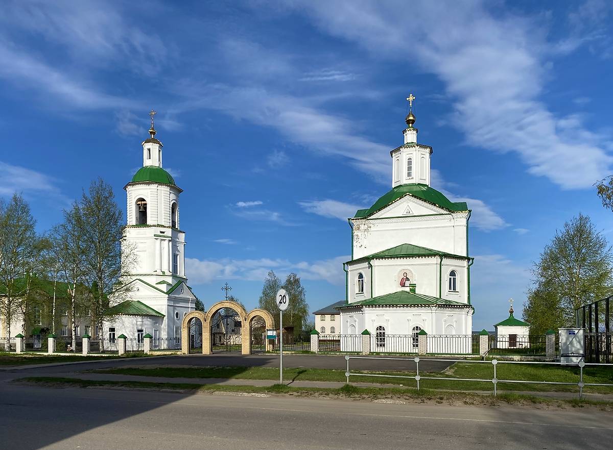 Вид с северо-востока, фасады. Храмовый комплекс Котласского Стефановского прихода, Котлас (Котласский район и г. Котлас, Архангельская область)