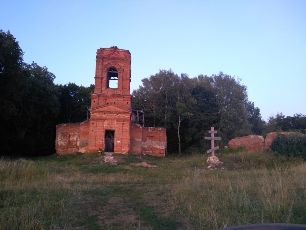 Головинщино. Церковь Сошествия Святого Духа. фасады