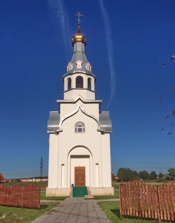 Церковь Рождества Пресвятой Богородицы, Глинка (Тосненский район, Ленинградская область). фасады, Вид с запада на колокольню