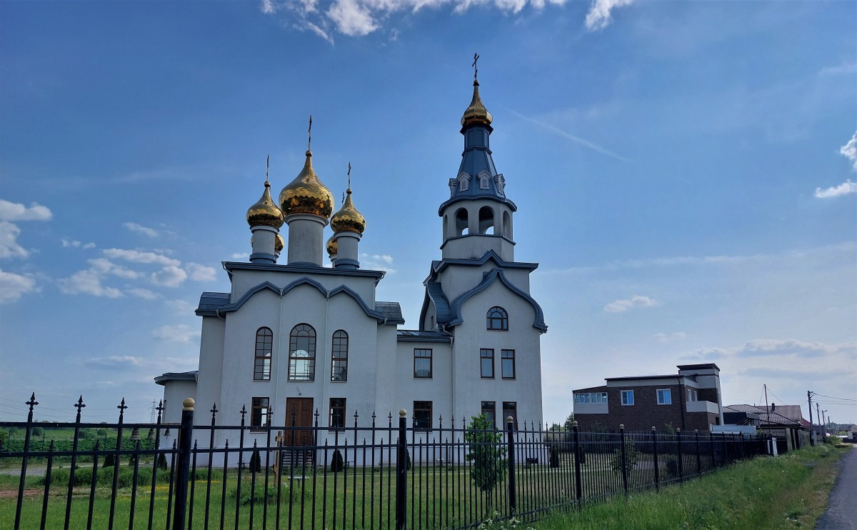 Церковь Рождества Пресвятой Богородицы, Глинка (Тосненский район, Ленинградская область). фасады