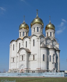 Харьков. Церковь Матроны Московской в парке Победы