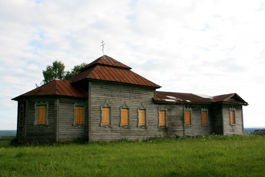 Савинцы. Церковь Рождества Христова. фасады