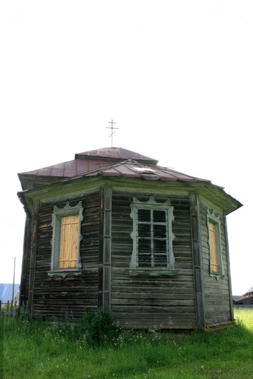 Церковь Рождества Христова, Савинцы (Афанасьевский район, Кировская область). архитектурные детали