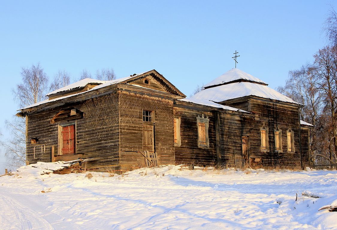 Церковь Рождества Христова, Савинцы (Афанасьевский район, Кировская область). фасады, Вид с юго-запада.