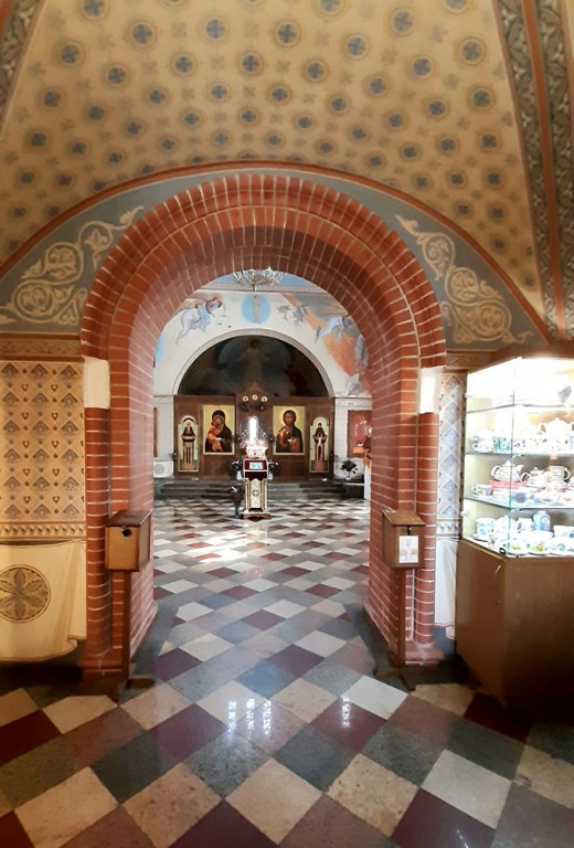 Церковь Воскрешения Лазаря, Северное кладбище (Минский район, Беларусь, Минская область). интерьер и убранство