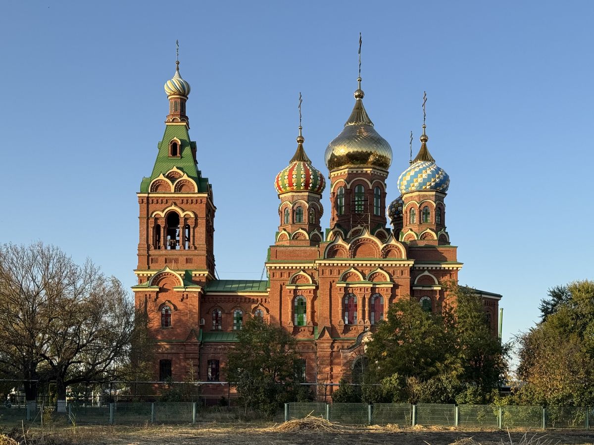 Южный фасад, фасады. Церковь Троицы Живоначальной, Платнировская (Кореновский район, Краснодарский край)