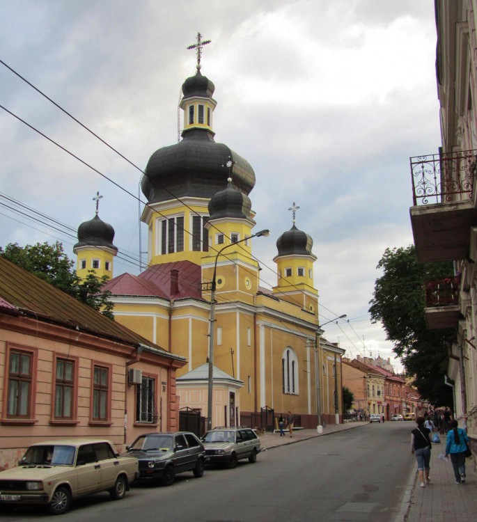 Черновцы. Церковь Успения Пресвятой Богородицы. фасады, вид с востока