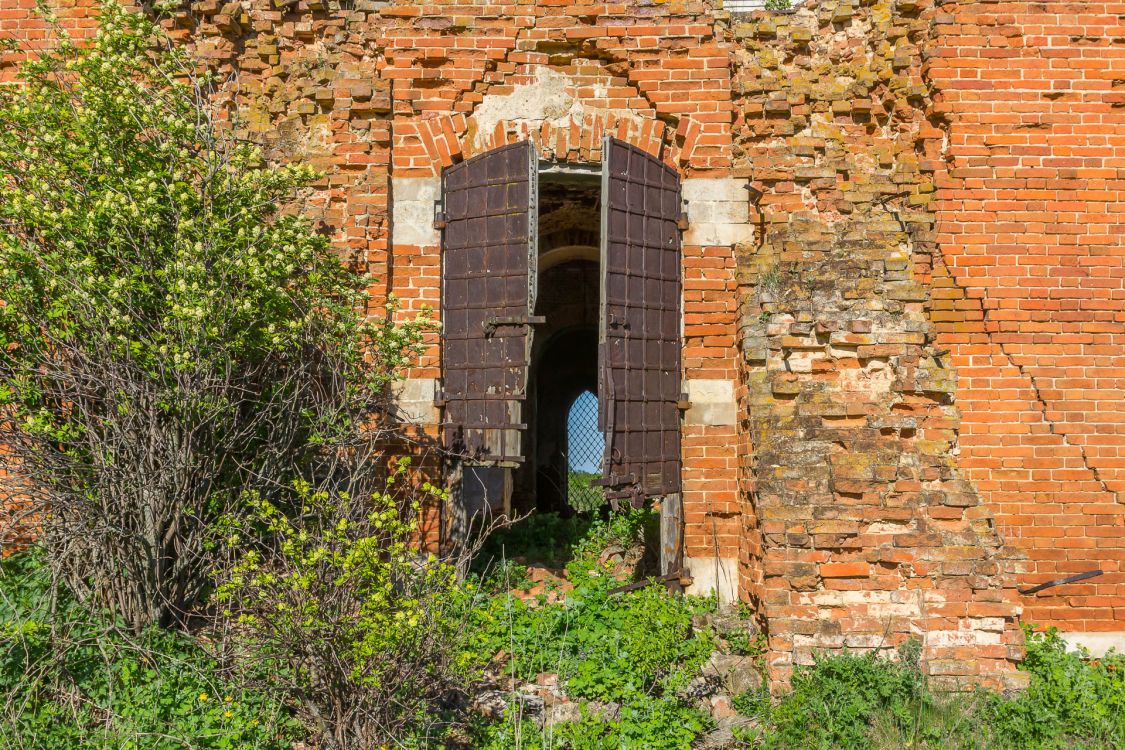 Церковь Николая Чудотворца, Поповка (Рыхотка) (Куркинский район, Тульская область). архитектурные детали, Портал