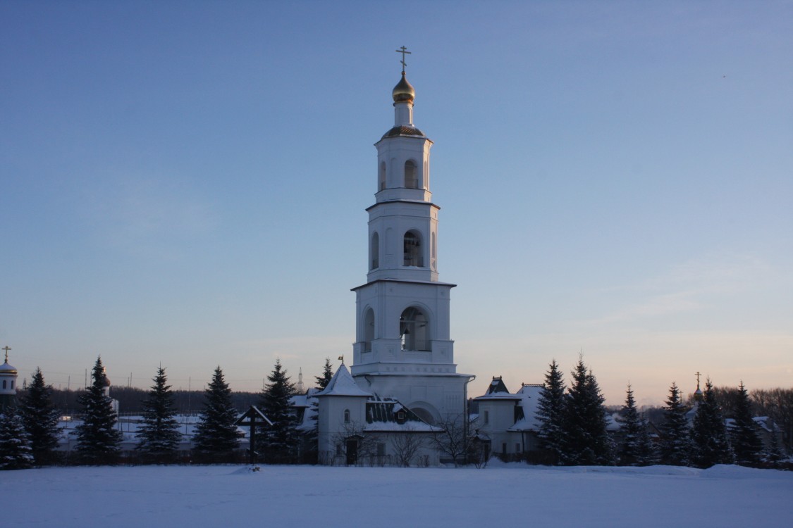 Церковь в деревне Бородино