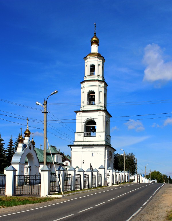 Бородино. Церковь Владимирской иконы Божией Матери. фасады, Колокольня.