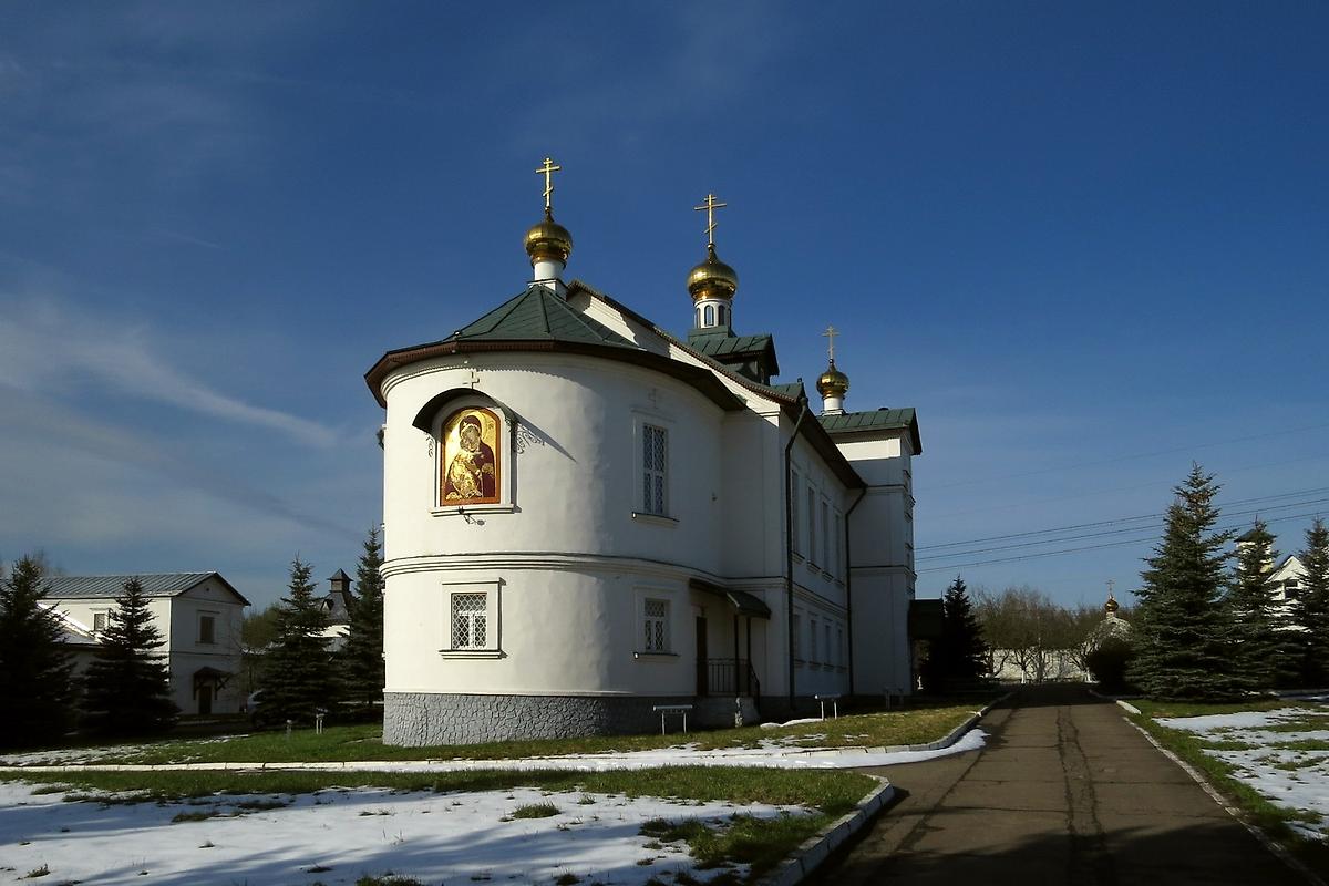 фасады. Церковь Владимирской иконы Божией Матери, Бородино (Мытищинский городской округ и гг. Долгопрудный, Лобня, Московская область)
