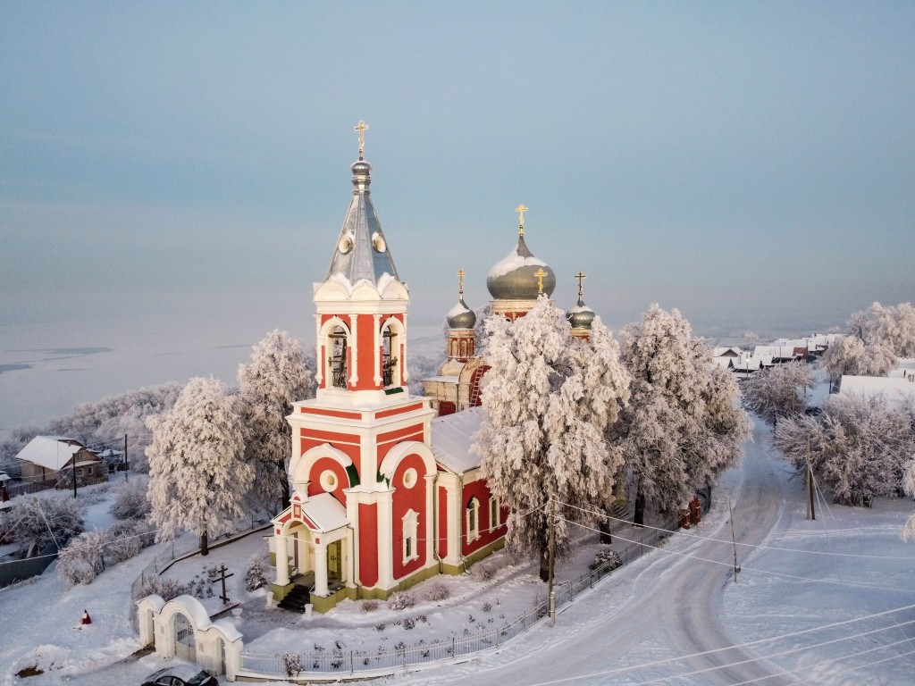 Церковь Николая Чудотворца, Просек (Лысковский район, Нижегородская область). общий вид в ландшафте