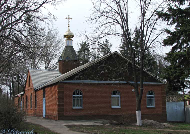 Церковь Успения Пресвятой Богородицы, Борки (Чугуевский район, Украина, Харьковская область). общий вид в ландшафте