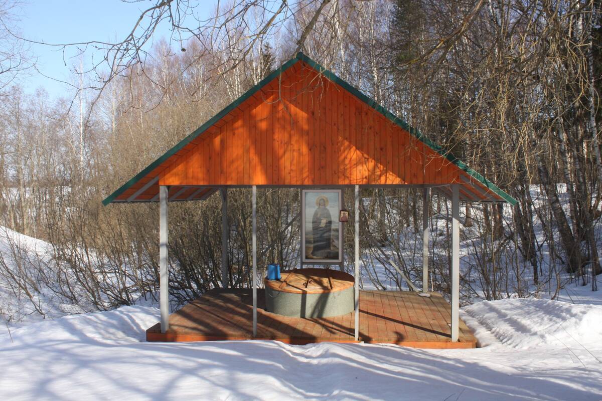 Часовня Левкия Волоколамского на святом источнике, Левкиево (Шаховской городской округ, Московская область). фасады