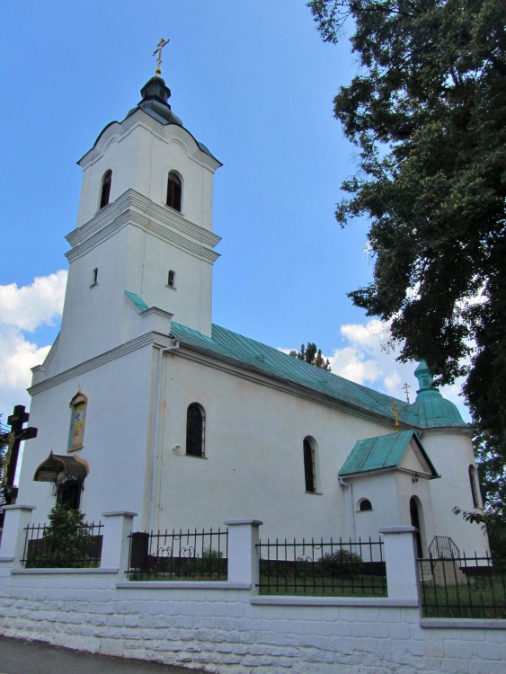 Ужгород. Церковь Спаса Преображения. фасады, вид с юго-запада