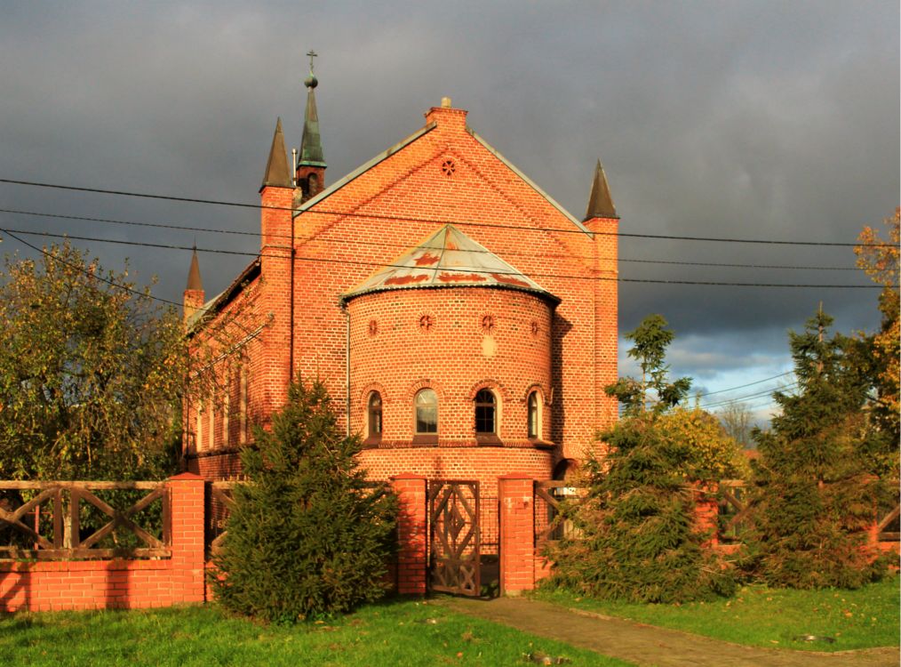 Церковь Сергия Радонежского, Рыбачий (Зеленоградский городской округ, Калининградская область). фасады