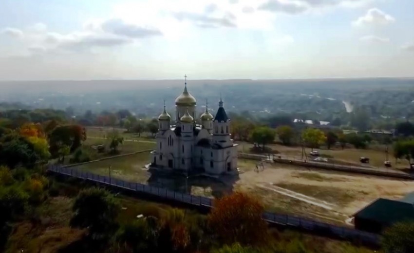 Александровское. Церковь Александра Невского (новая). фасады