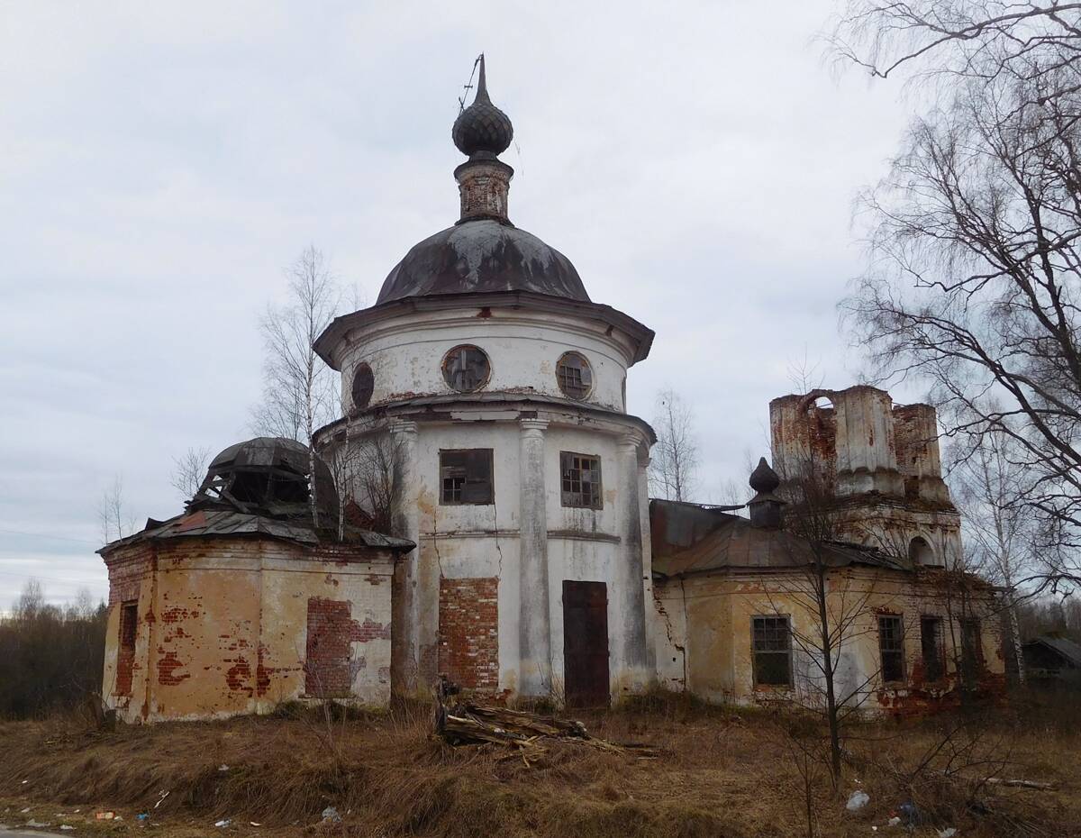 Каргино. Церковь Троицы Живоначальной. фасады