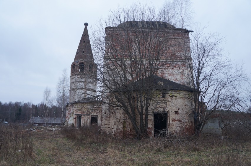 Церковь Воздвижения Креста Господня, Гари (Сокольский ГО, Нижегородская область). фасады