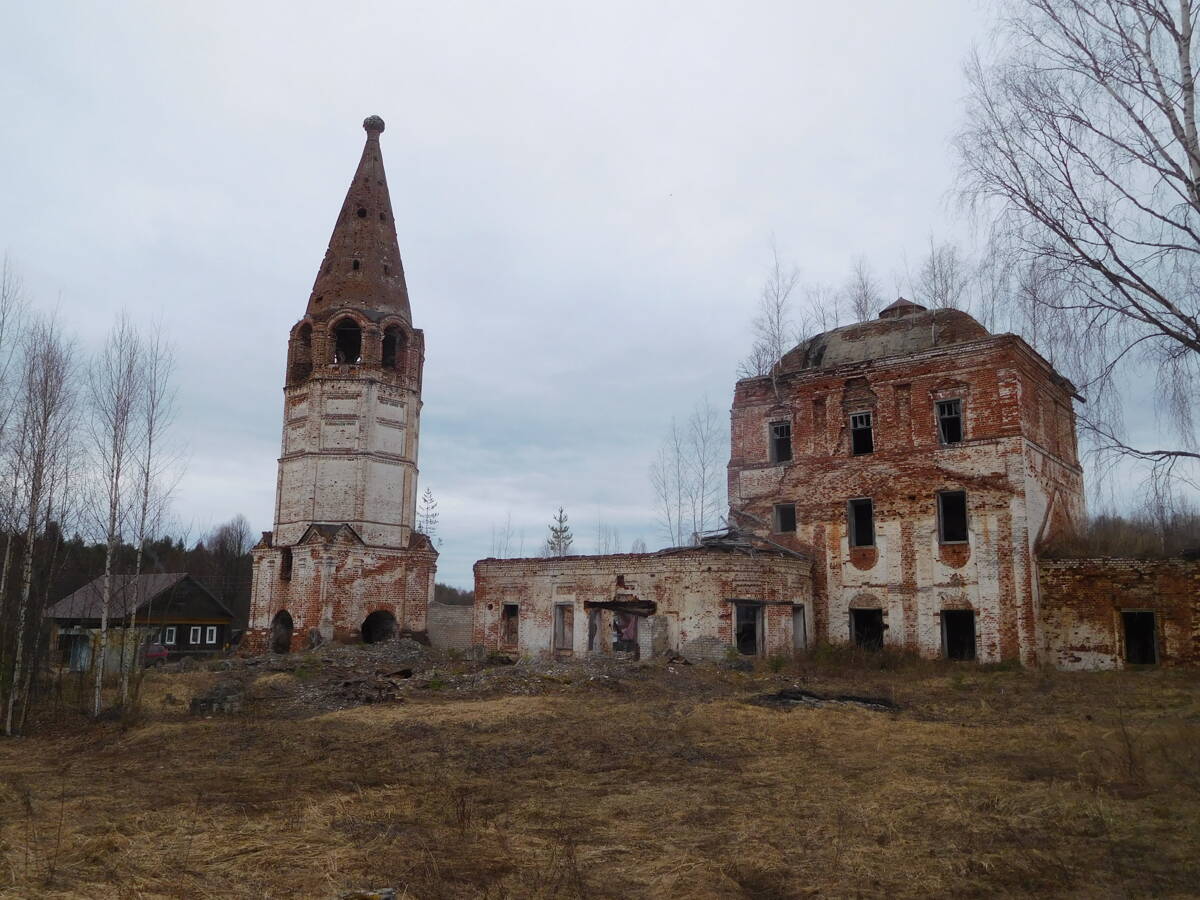 Церковь Воздвижения Креста Господня, Гари (Сокольский ГО, Нижегородская область). фасады