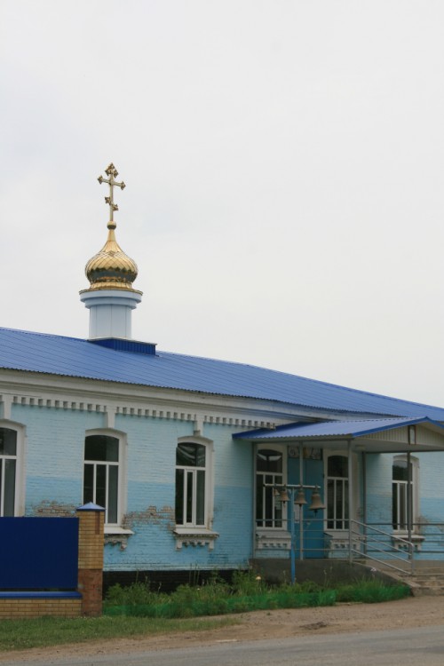 Церковь Покрова Пресвятой Богородицы, Дядьковская (Кореновский район, Краснодарский край). общий вид в ландшафте